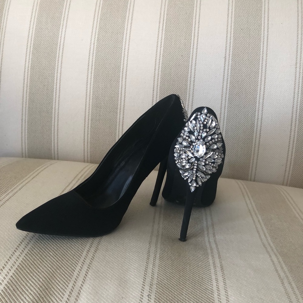 Faux Velvet Black Pumps